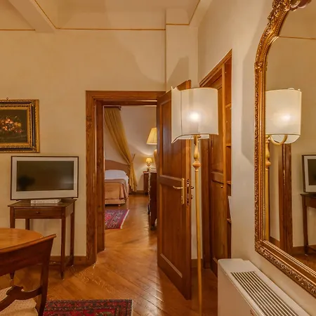 Bed & Breakfast Residenza D'epoca In Piazza Della Signoria