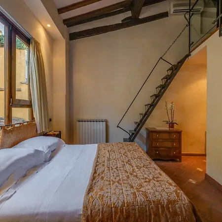 Bed & Breakfast Residenza D'epoca In Piazza Della Signoria Florence