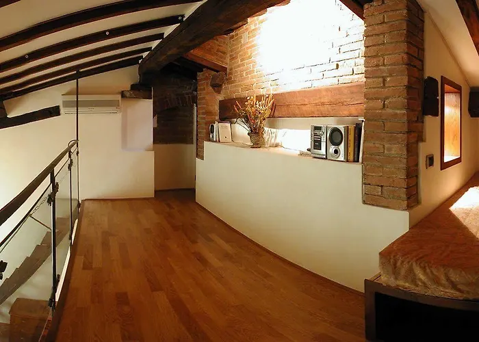 Residenza D'epoca In Piazza Della Signoria B&B 4*